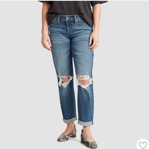*NEW* Levi Boyfriend Jeans